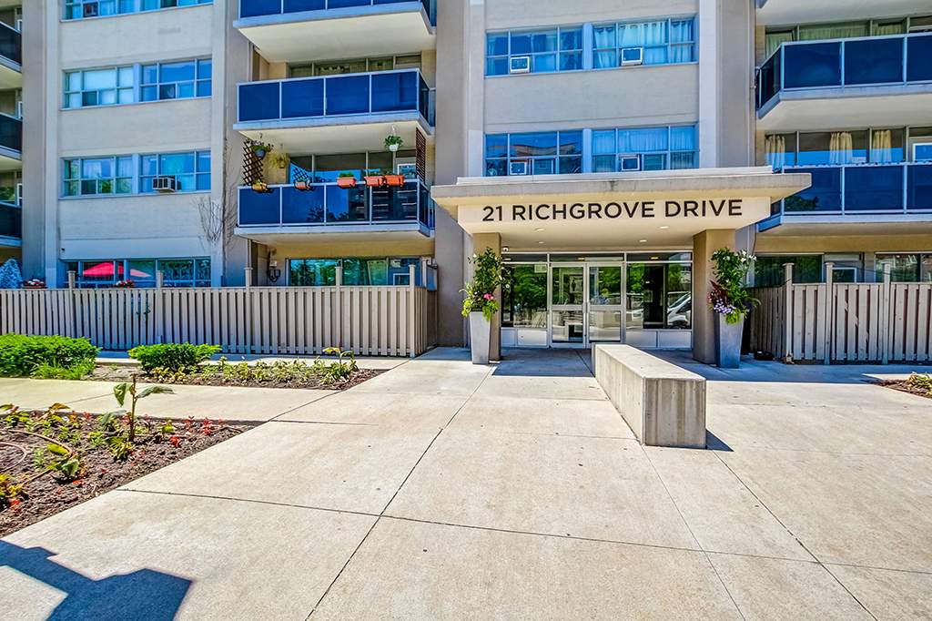 7 & 21 Richgrove Drive, Etobicoke Apartment for Rent